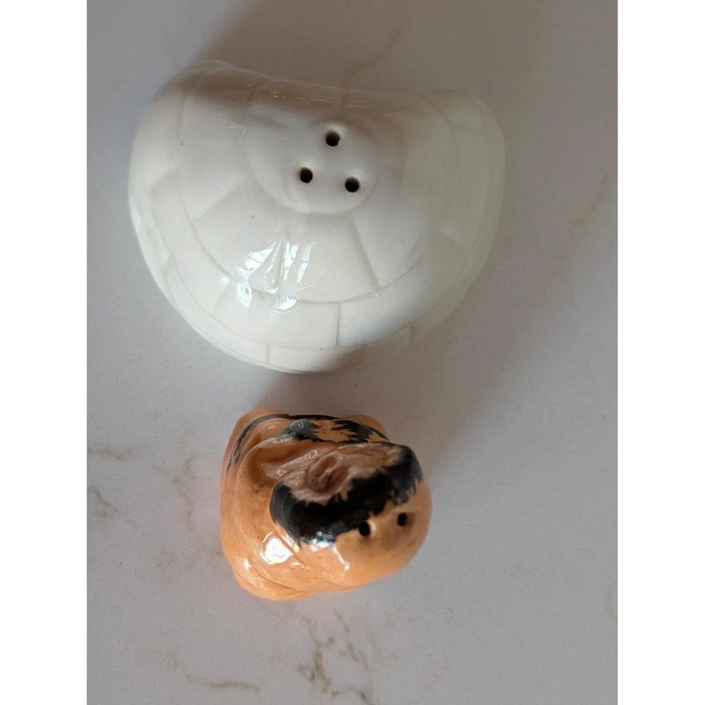 Vintage Eskimo and Igloo Salt and Pepper Shakers Ceramic Hand Painted Set